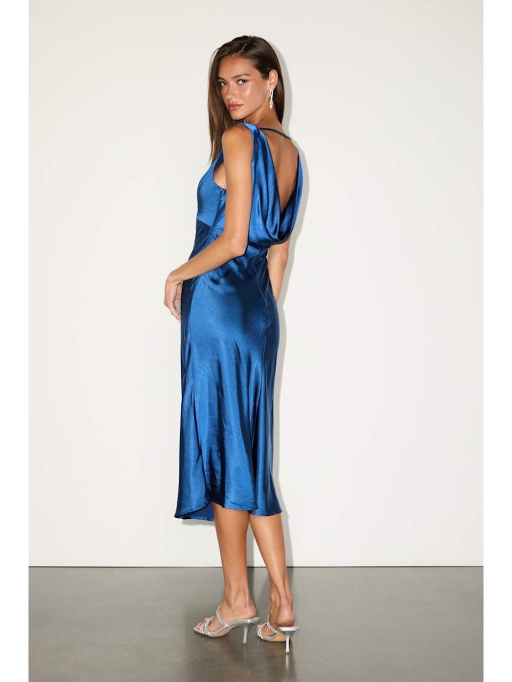 NWT Lulus Incredible Love Navy Satin Cowl Back Midi Slip Dress Bridesmaid Size M